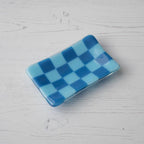 Handmade Glass Tray – Chequered Fused Glass Trinket Dish by David Perry Glass & Ceramics (12x7cm-chequered-dual-coloured-small-tray-bullseye-collection)