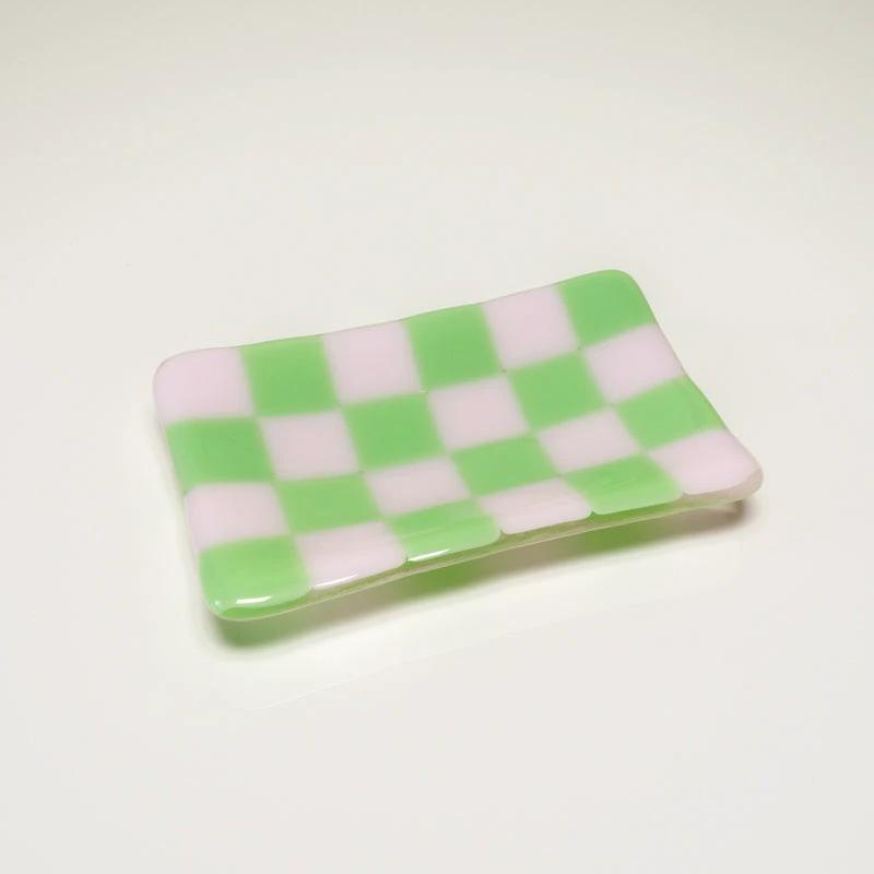Handmade Glass Tray – Chequered Fused Glass Trinket Dish by David Perry Glass & Ceramics (12x7cm-chequered-dual-coloured-small-tray-bullseye-collection)