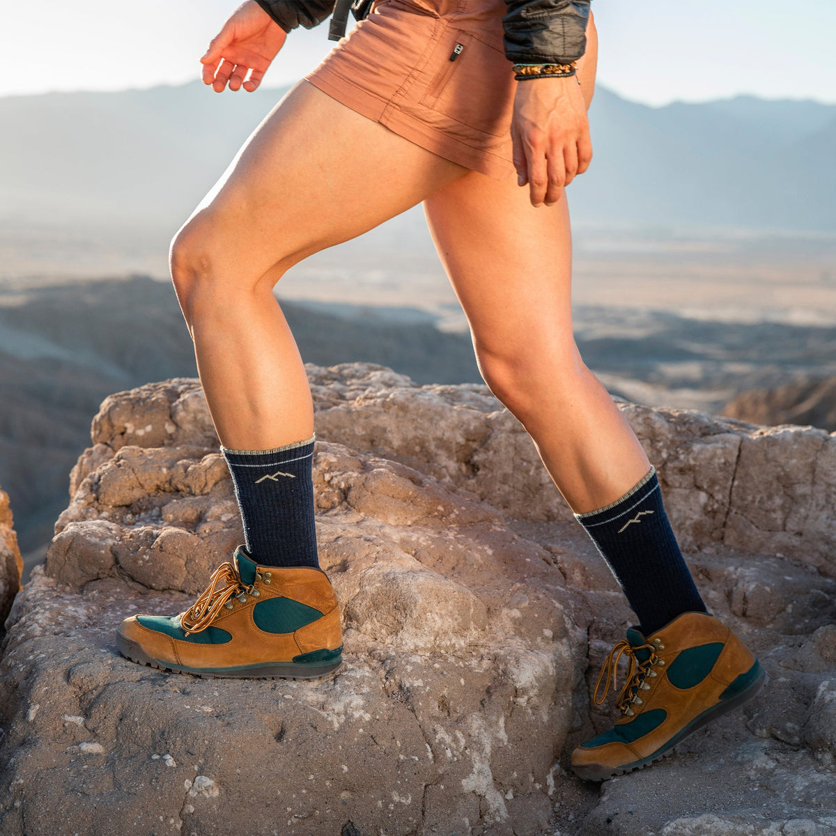 Ladies Boot Midweight Seamless Hiking Merino Wool Socks