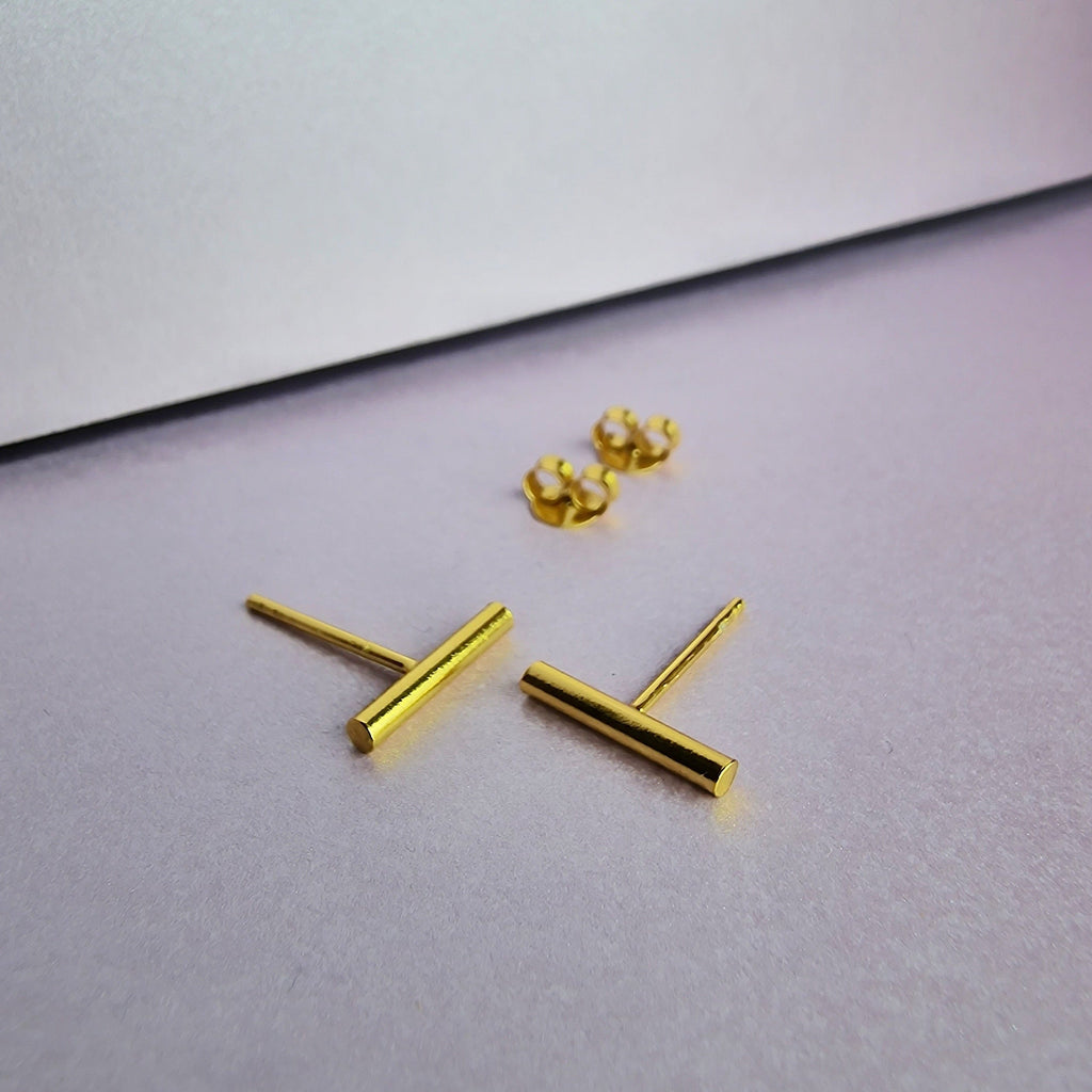 Pillar Bar Understated Gold Stud Earrings