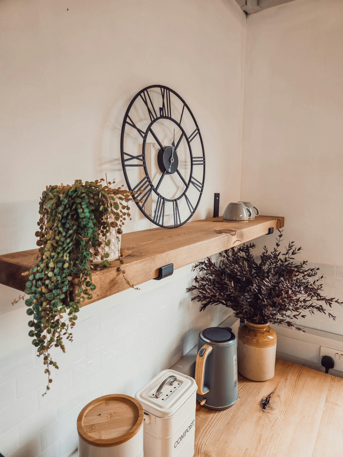 Rustic Wooden Shelf with Scaffold Metal Brackets
