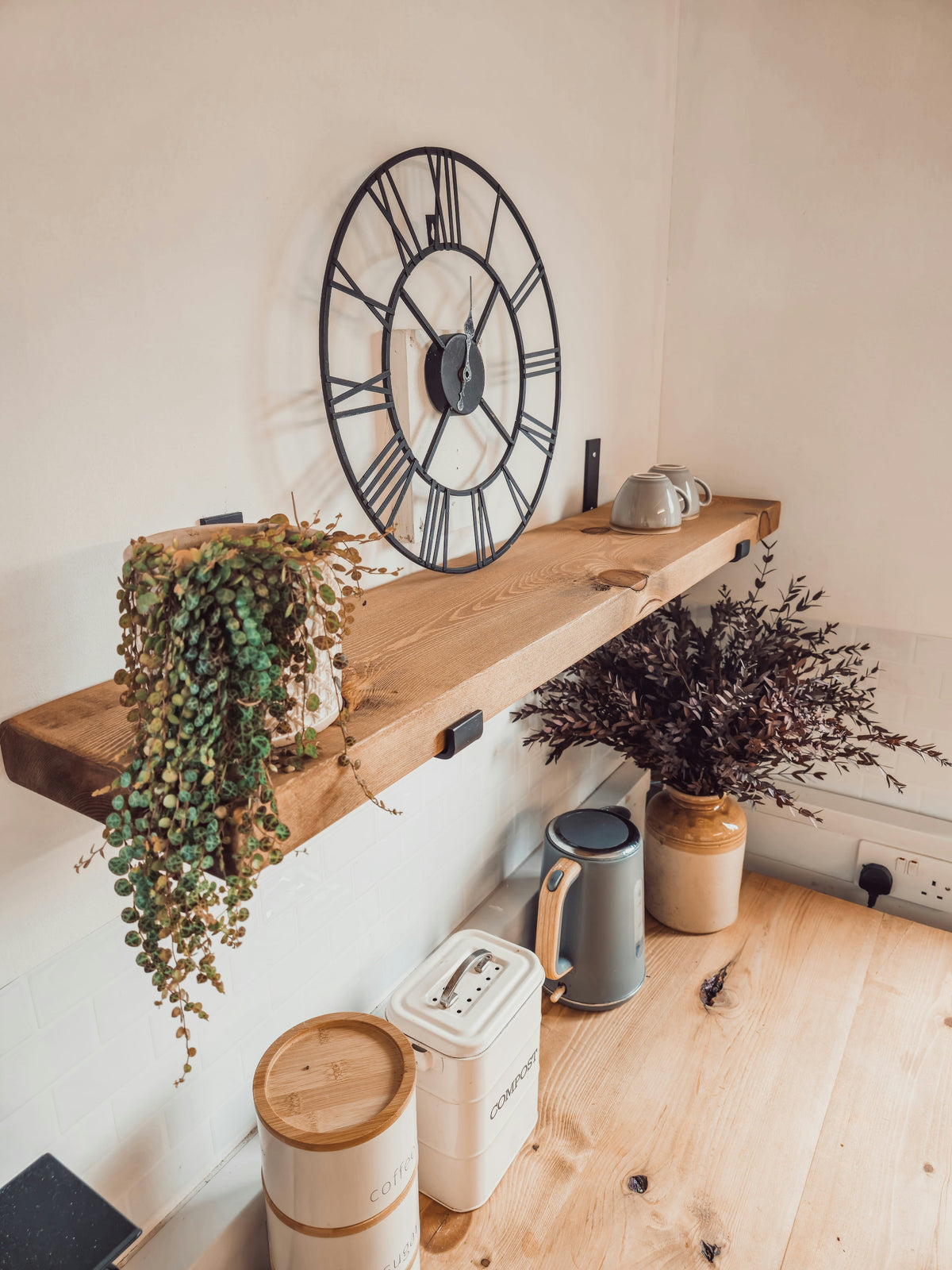 Rustic Wooden Shelf with Scaffold Metal Brackets