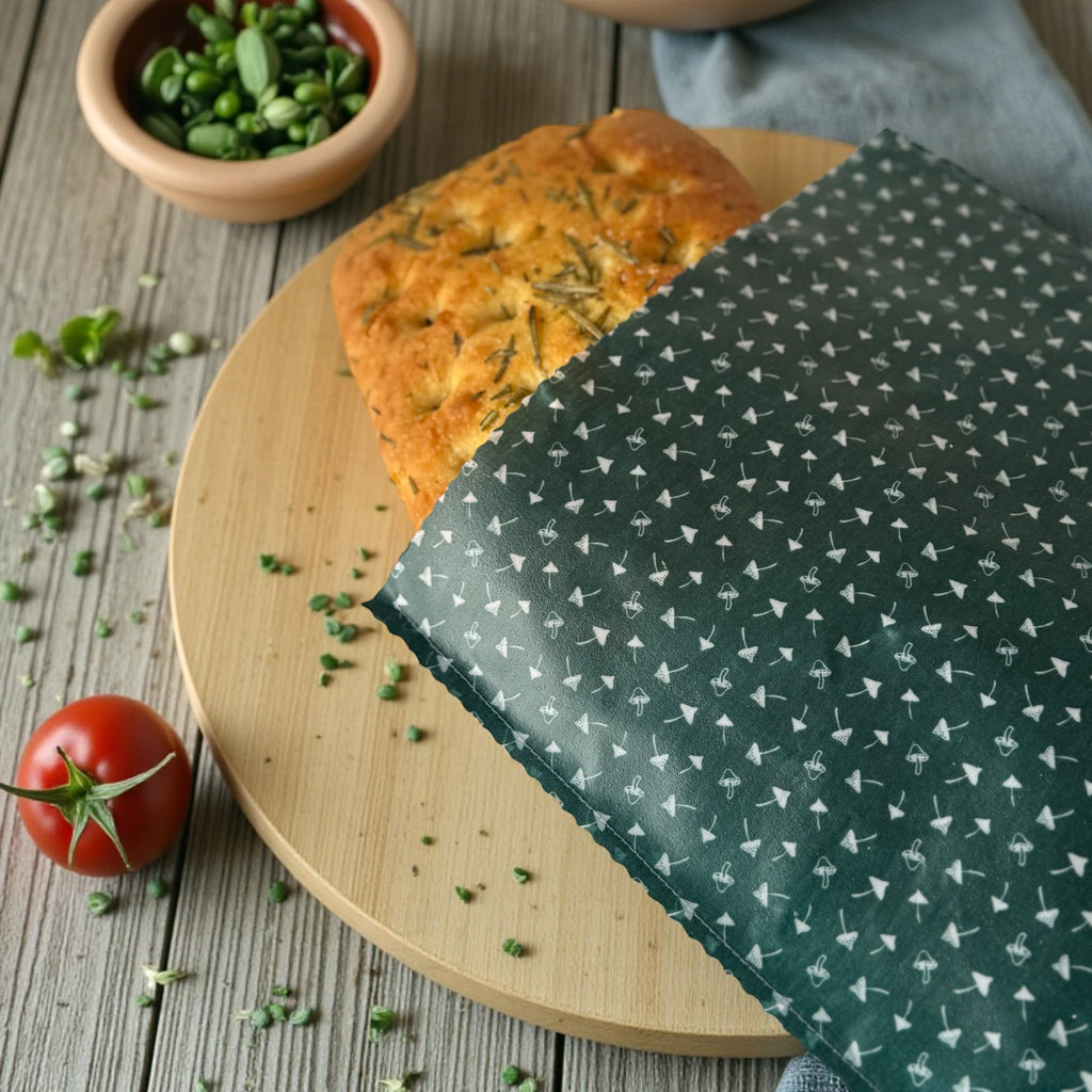 THE Beeswax Bag - Toadstool Forest Green