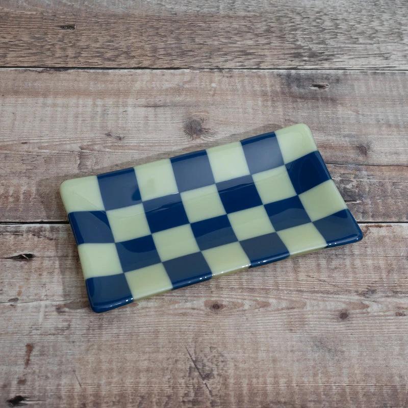 Handmade Glass Tray – Chequered Fused Glass in Dual Colours by David Perry Glass & Ceramics (21x12cm-chequered-dual-coloured-large-tray-bullseye-collection)