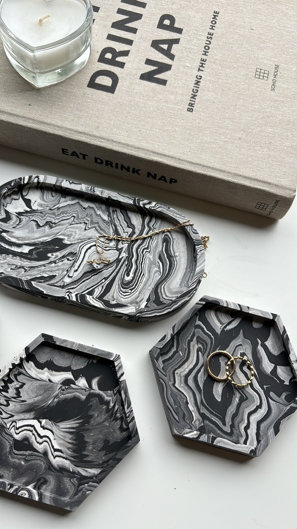 Black & White Marble Set