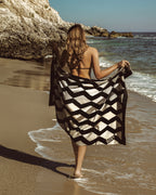"The Wrap" Towel | Mirrorzag Black
