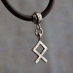 Othila Rune Choker