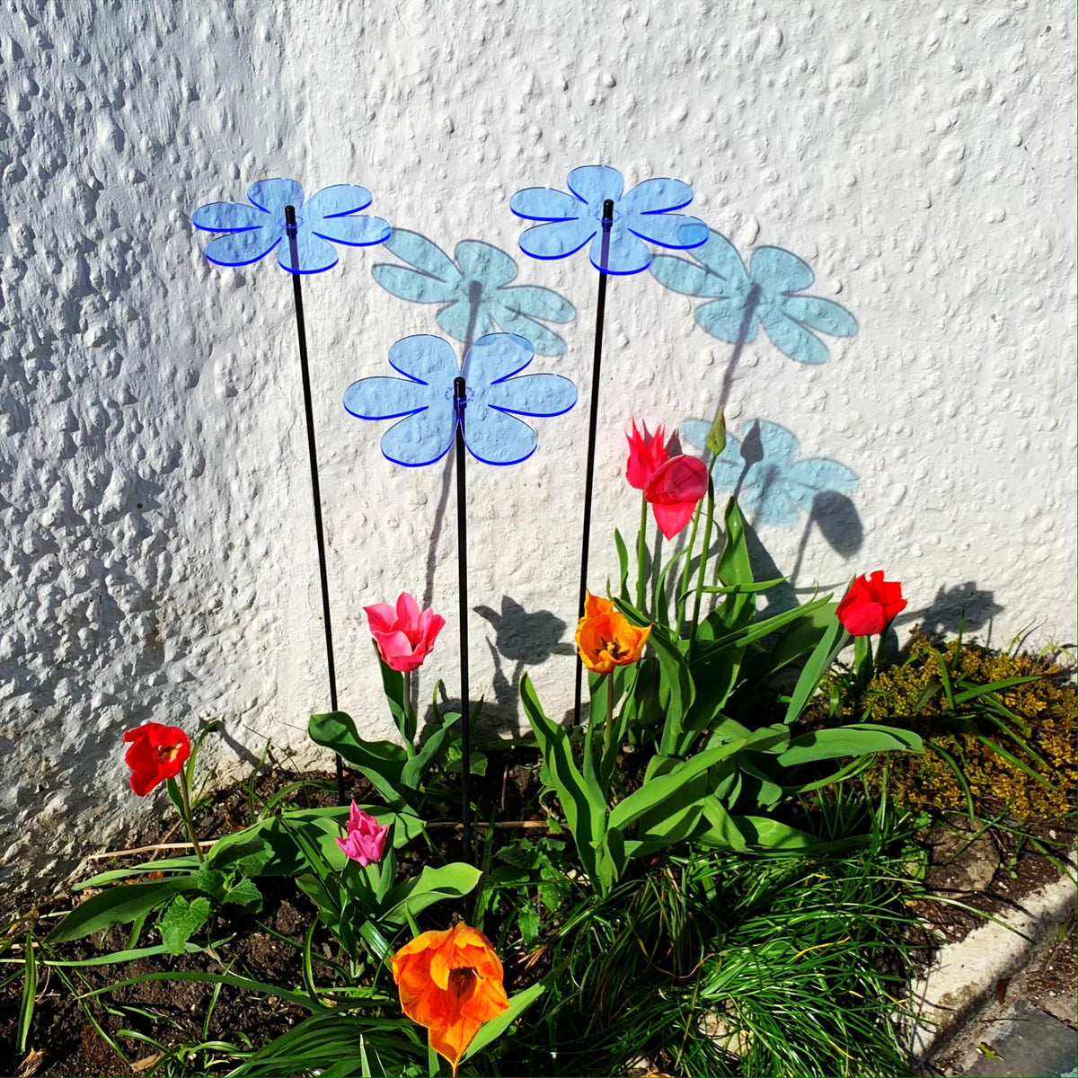Large Garden Decor Ornaments Set of 3 'Daisies'
