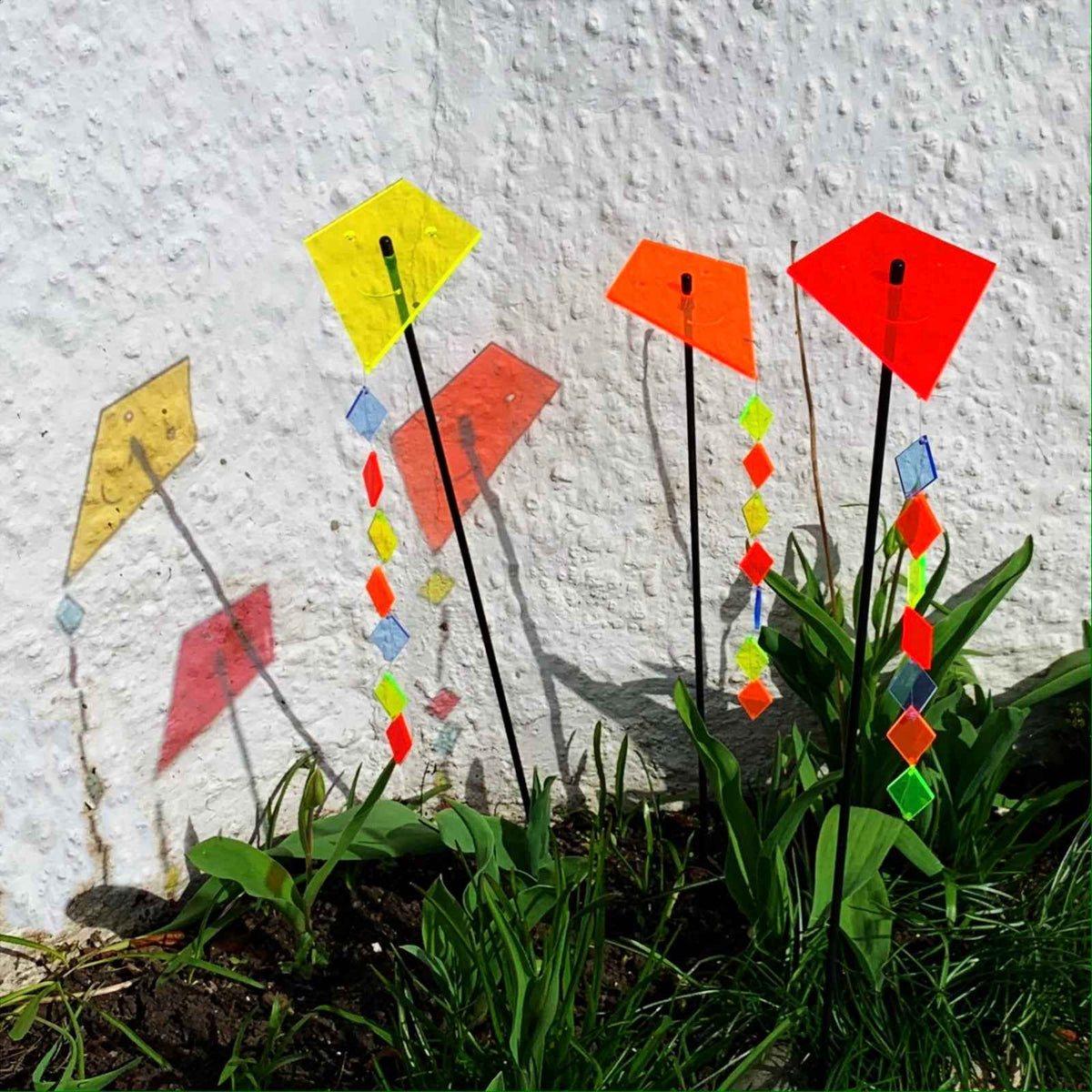 Large Garden Décor Ornaments Set of 3 'Kites with Tail'