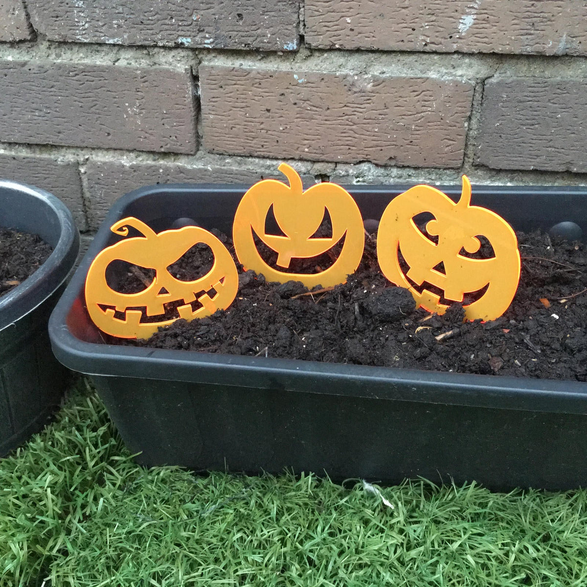 Garden Décor Ornament Stakes Set of 3 'Halloween Pumpkins'