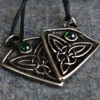 St Ninian's Knot - Green Stone