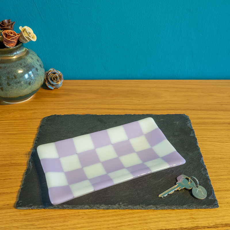 Handmade Glass Tray – Chequered Fused Design by Cornish Artisan by David Perry Glass & Ceramics (21x12cm-chequered-white-colour-large-tray-bullseye-collection)