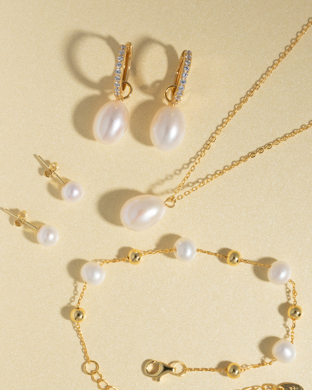 Freshwater Pearl Bracelet in 18k Gold Vermeil