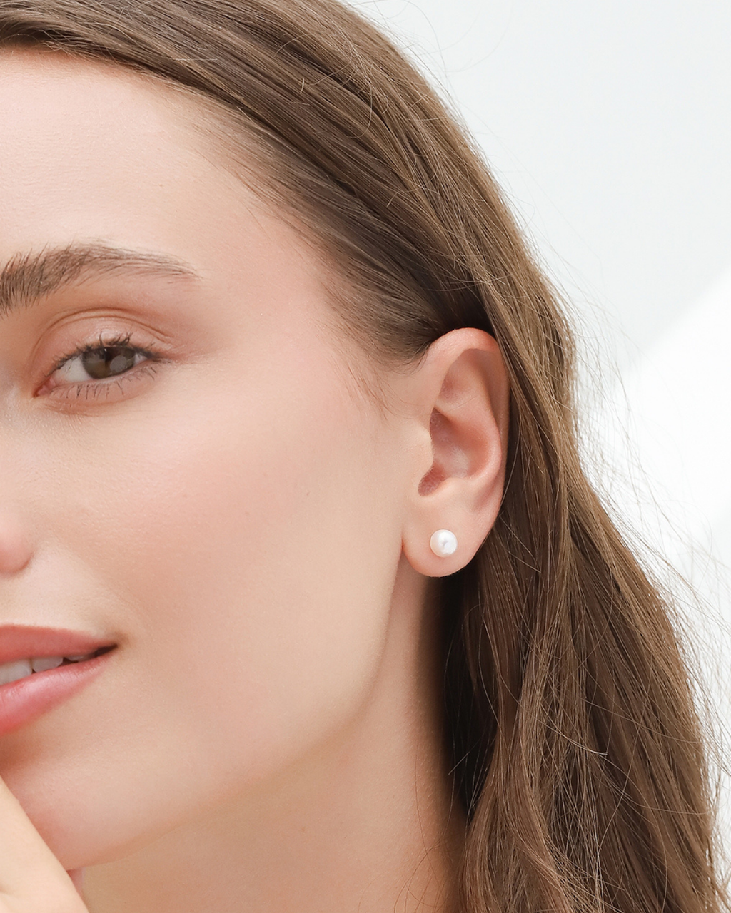 Freshwater Pearl Stud Earrings in Sterling Silver