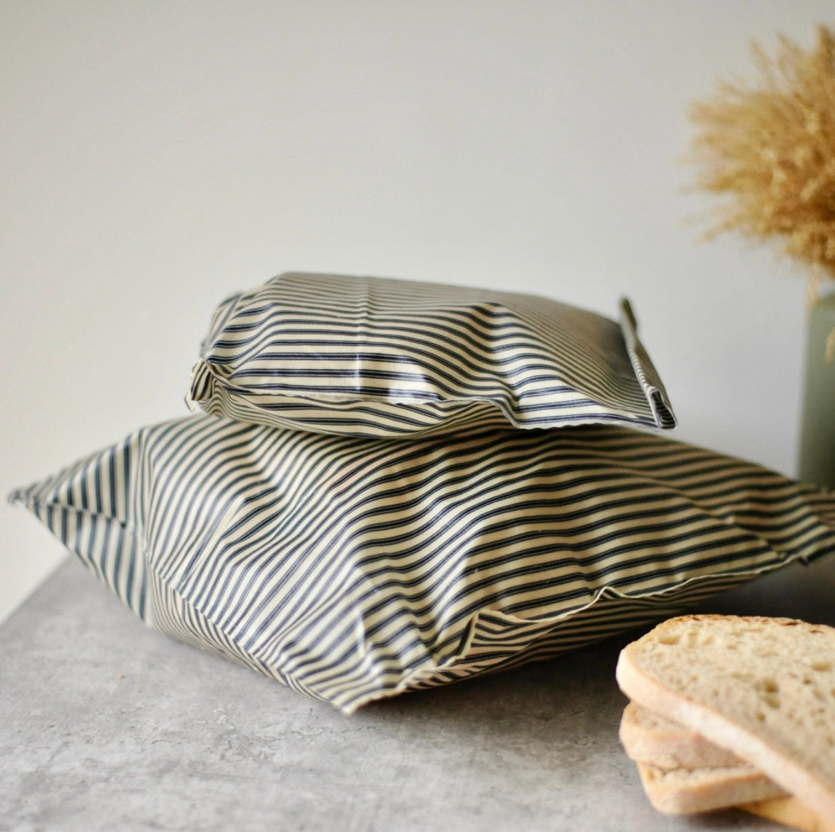 THE Beeswax Bag-Navy Stiped