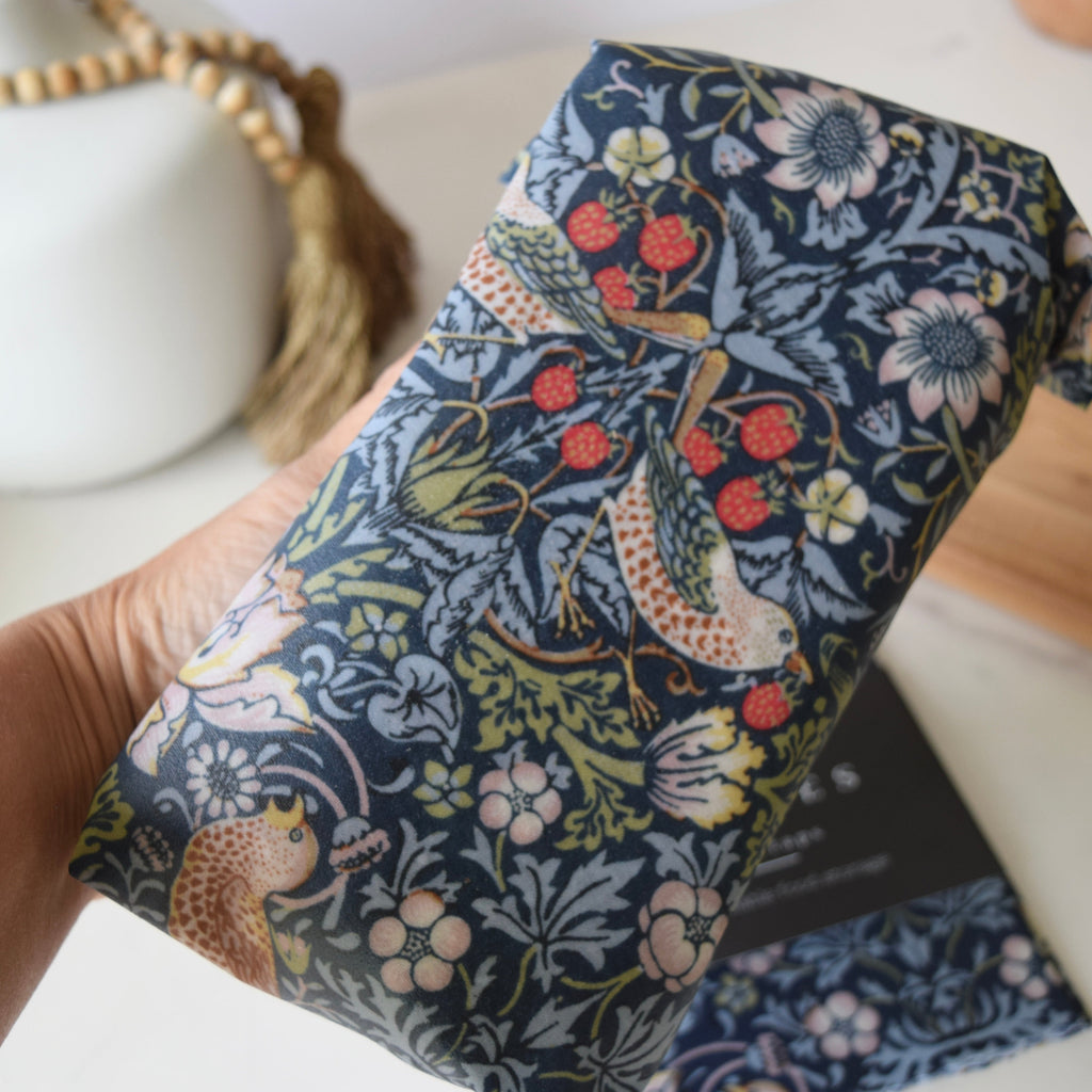 Brother Rabbit William Morris Wrap