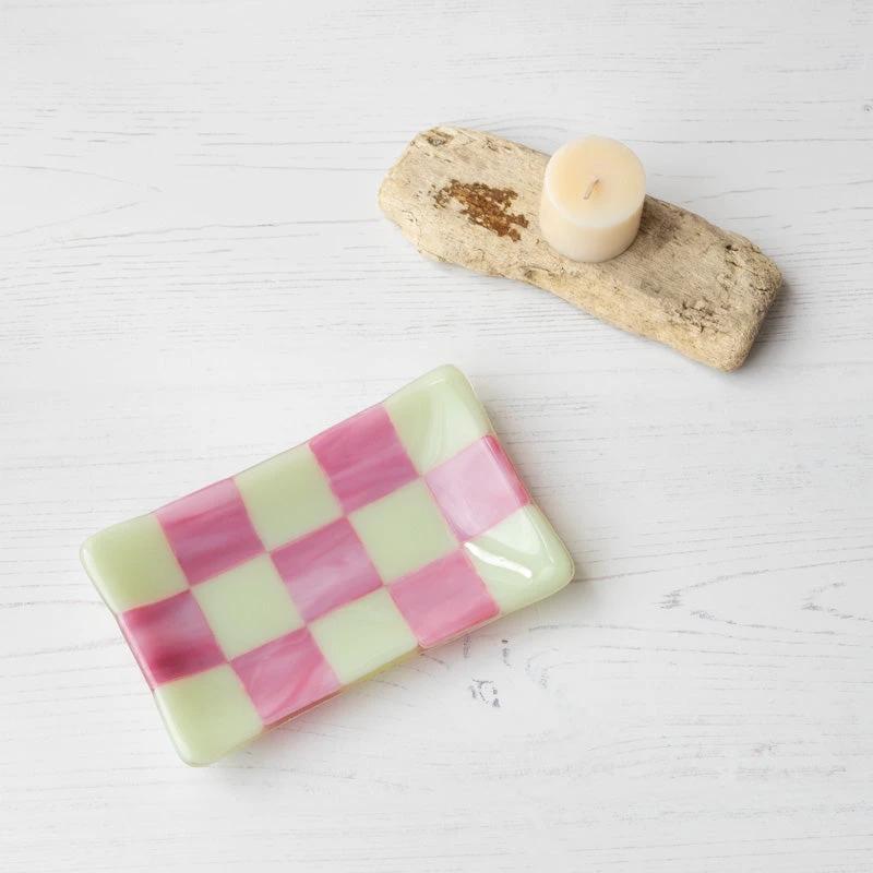 Glass Tray – Handmade Chequered Design for Keys & Jewellery by David Perry Glass & Ceramics (15x8cm-chequered-dual-coloured-medium-tray-bullseye-collection)