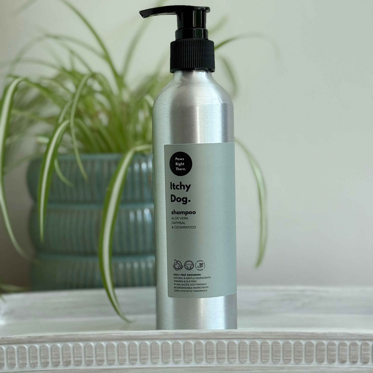 Itchy Dog Shampoo with Oatmeal & Aloe Vera 250ml