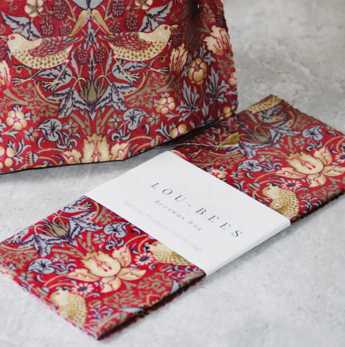 THE Beeswax Bag - William Morris Red