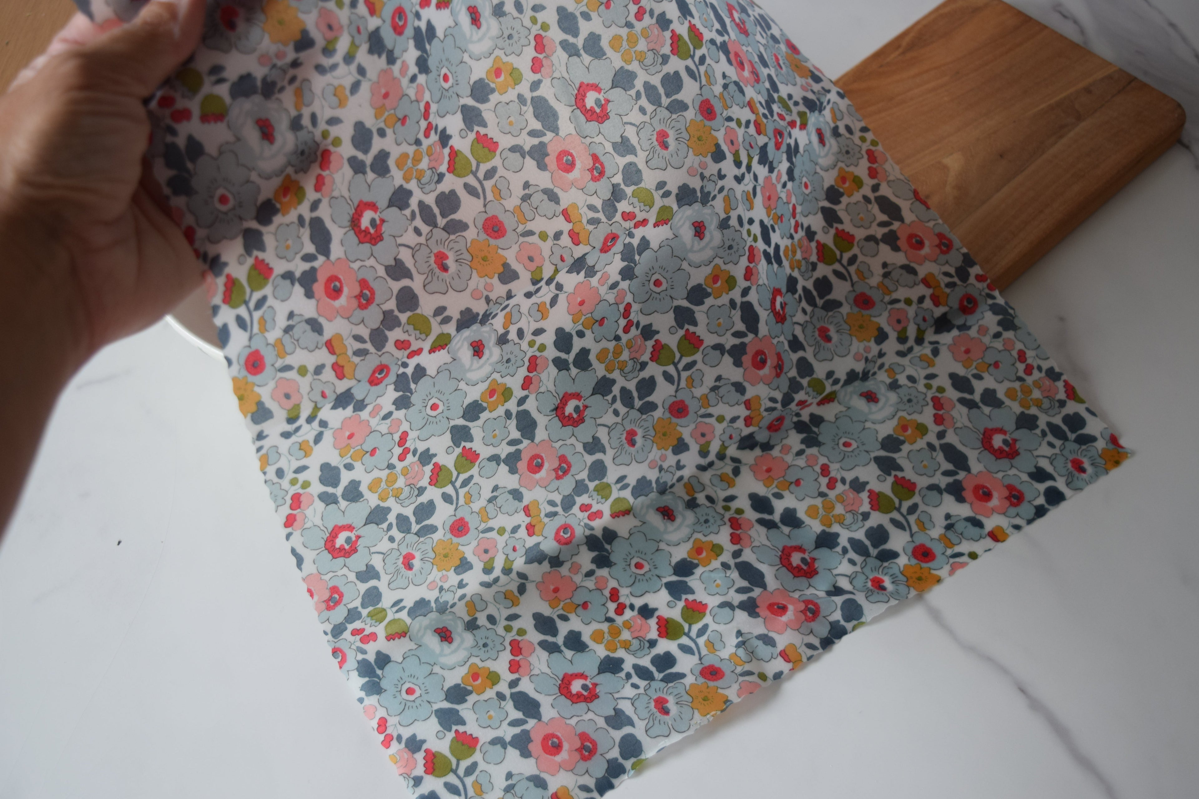 Lightweight Large Liberty Beeswax wrap 17”x13”