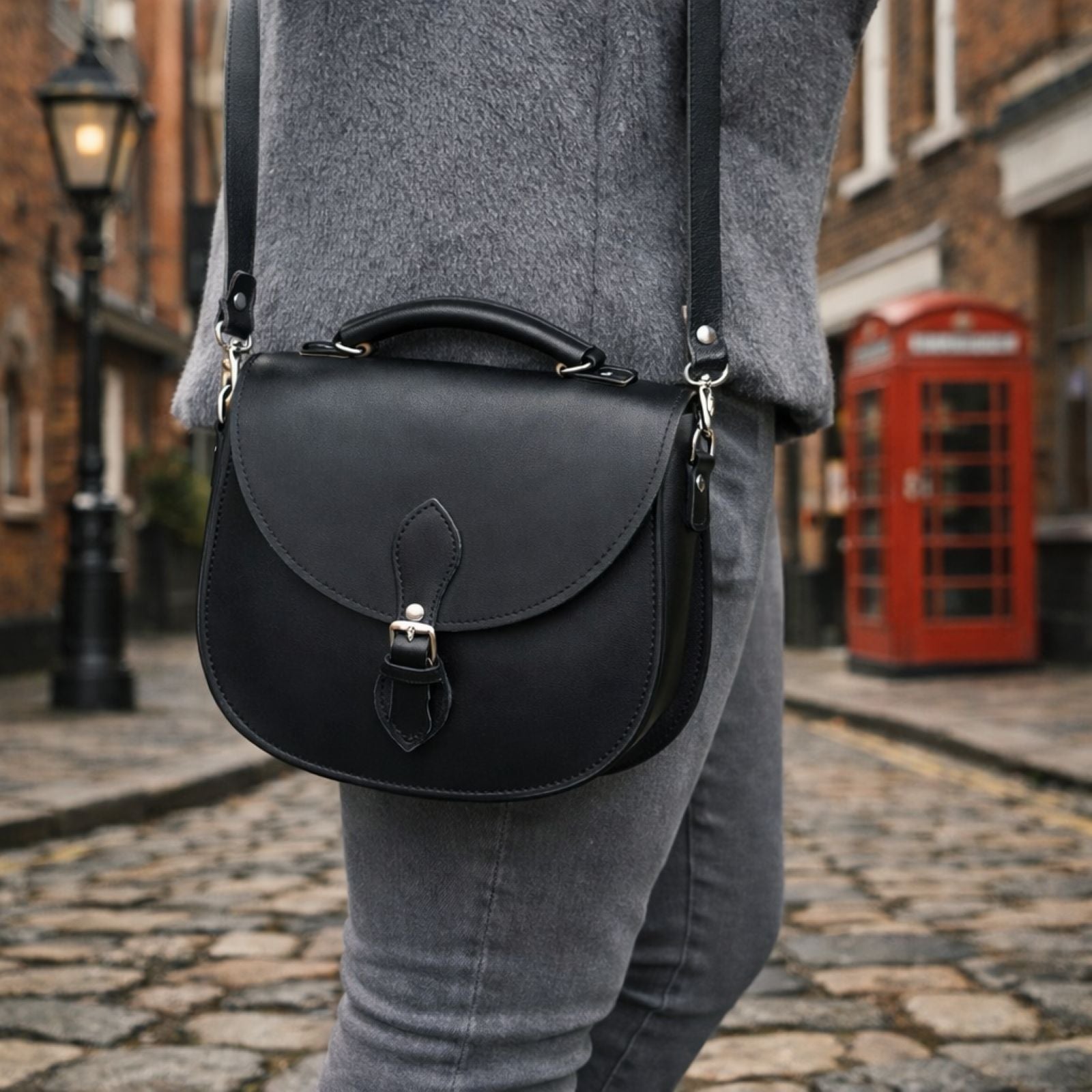 Handmade Tannery Leather Saddle Bag - Black