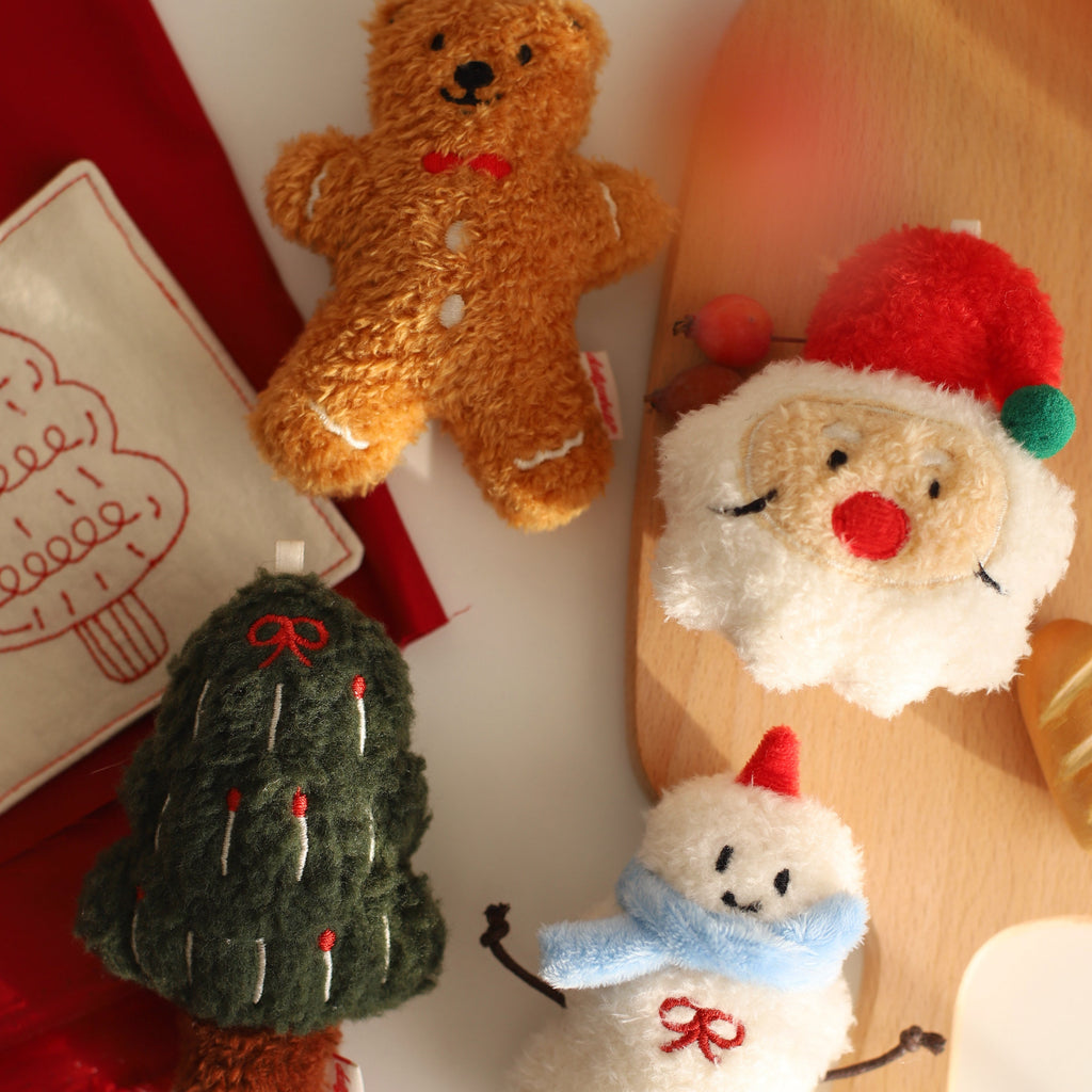 Daily White | Christmas Gift Plush Charm