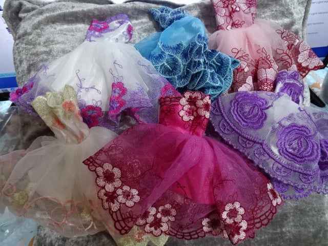 Doll Dresses for 30 Cm Plastic Fashion Doll  'Short Lacy Prom Dresses' (Will Fit Barbie Sized Dolls)