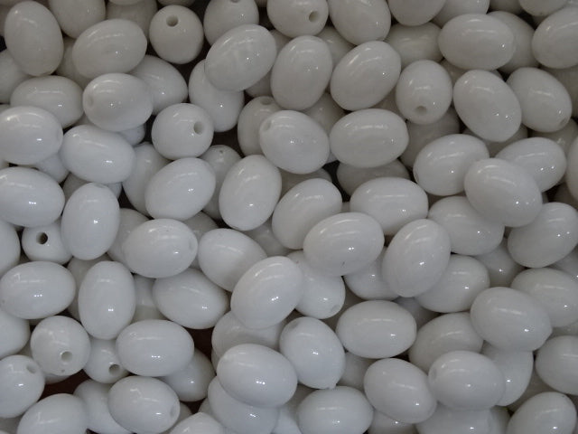 'Egg White'    Opaque Acrylic Egg Shaped Beads   12x9mm, Hole: 2mm