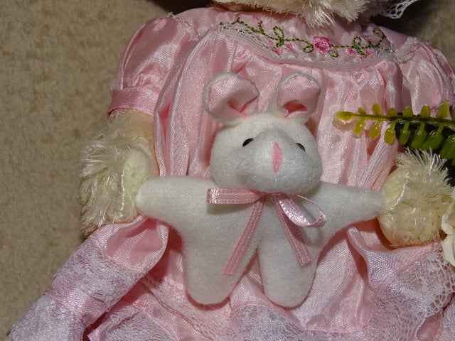 Cute Old Fashioned Style Clothed Soft Toy Plush Bear   Approx 25cm Tall