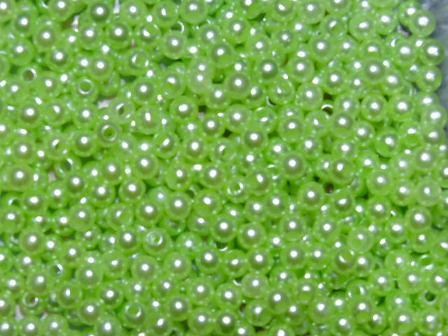 Simply 'Fresh Spring Green'  4mm Acrylic Pearl Beads