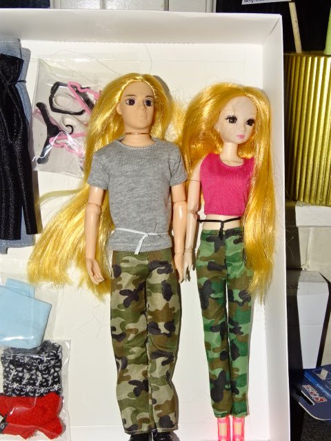 'Peter and Petra' Brother and Sister Fashion Dolls Play Set  30cm Plastic Ball Joint Doll Set