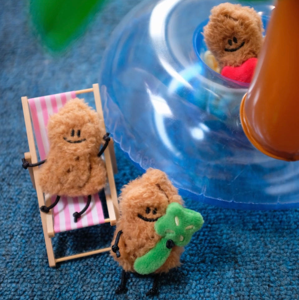 Fickle Plan | Mini Peanut Keychain