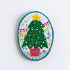 Merry Christmas Felt Craft Brooch Kit for Beginners