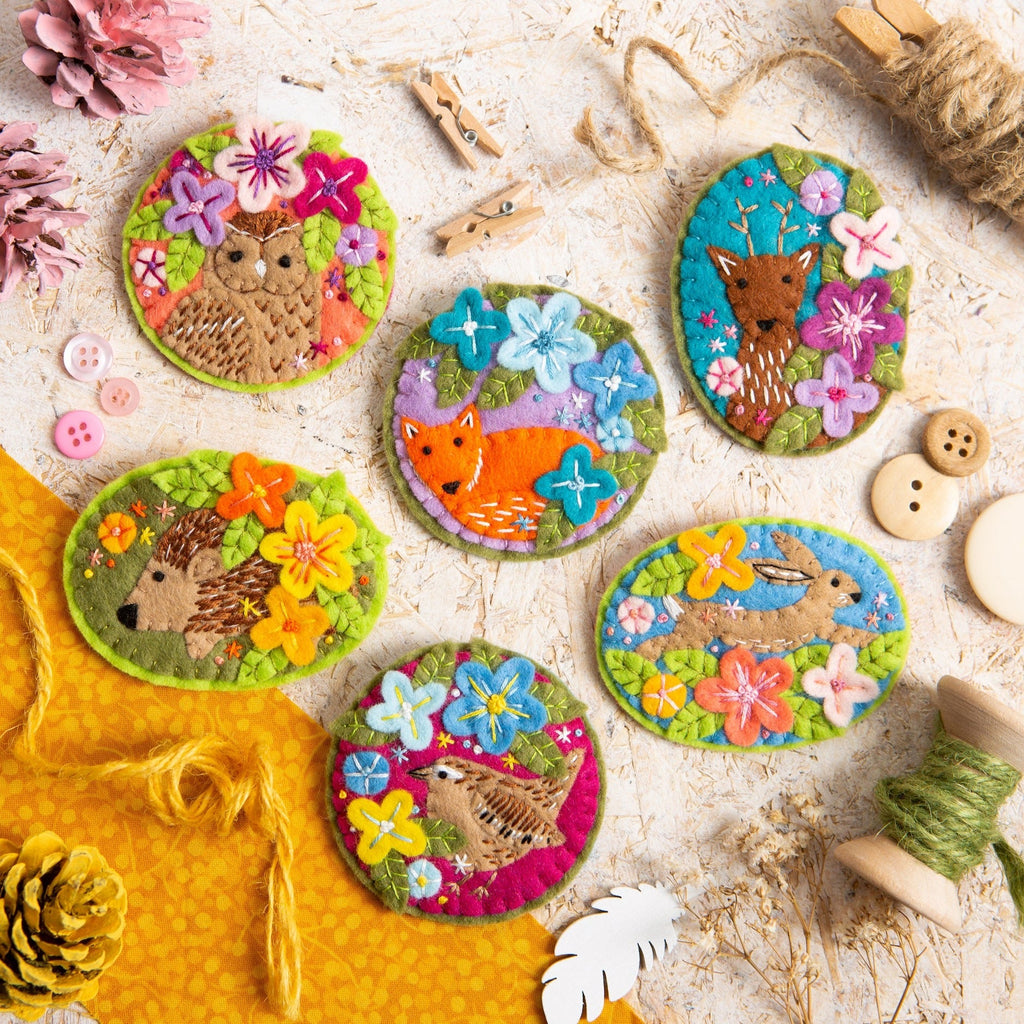 Deer Felt Craft Brooch Kit for Beginners