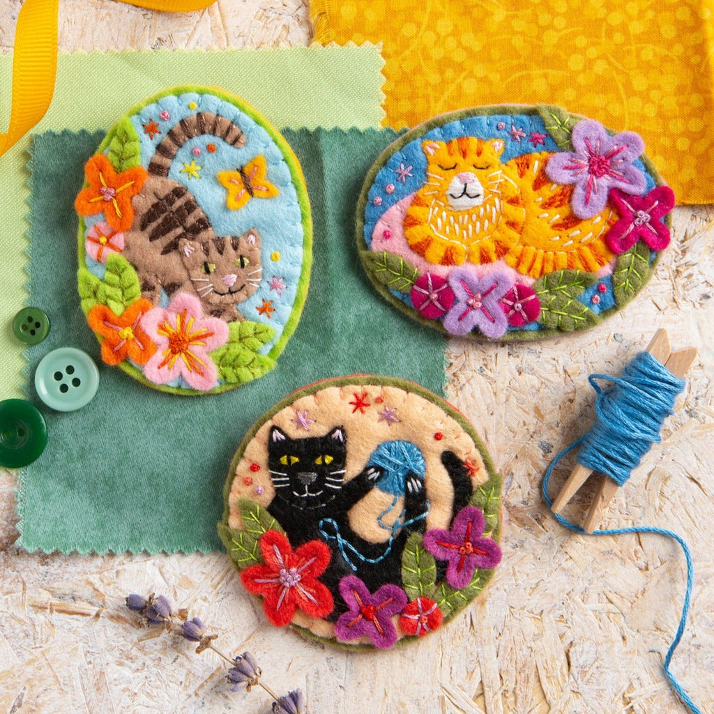 Ginger Cat Felt Craft Brooch Kit for Beginners
