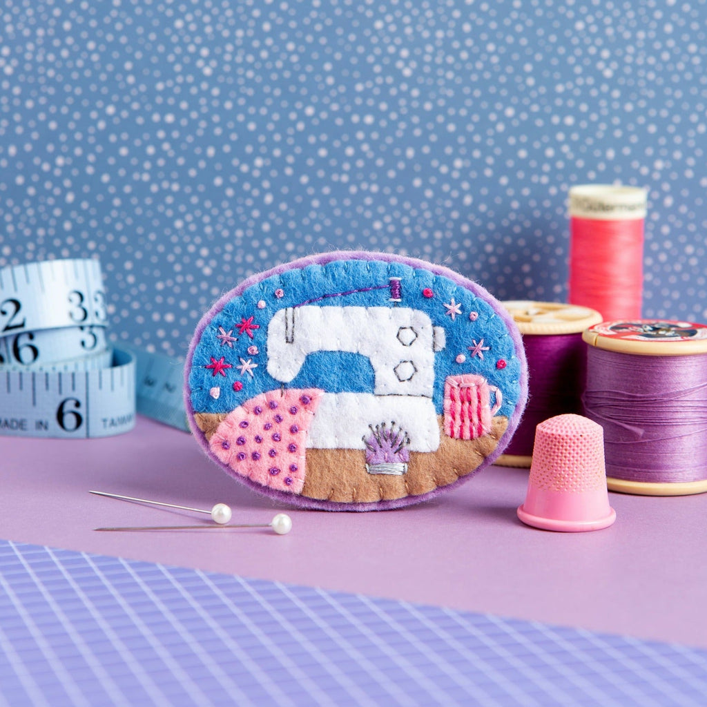 Sewing Machine Felt Craft Brooch Kit for Beginners
