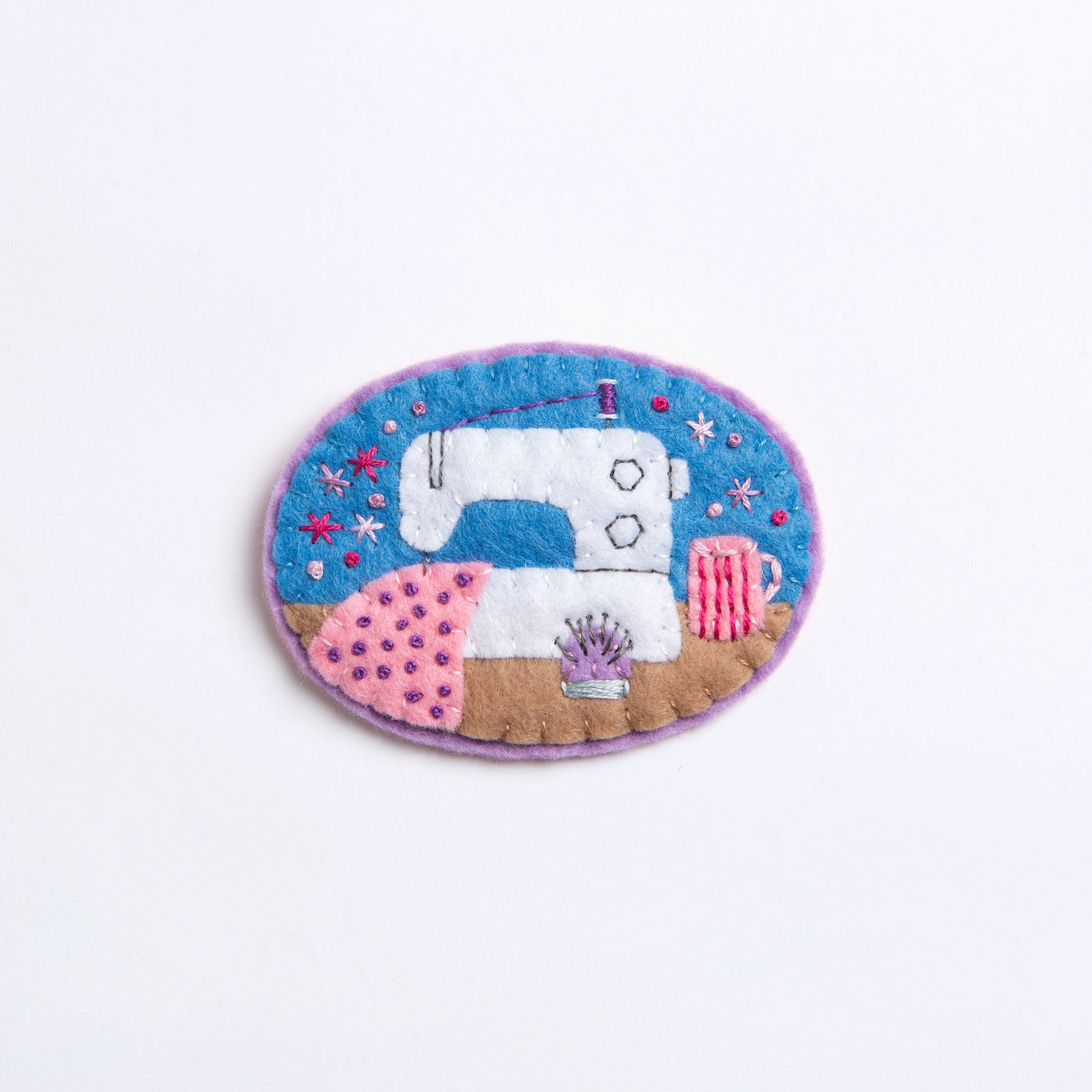 Sewing Machine Felt Craft Brooch Kit for Beginners