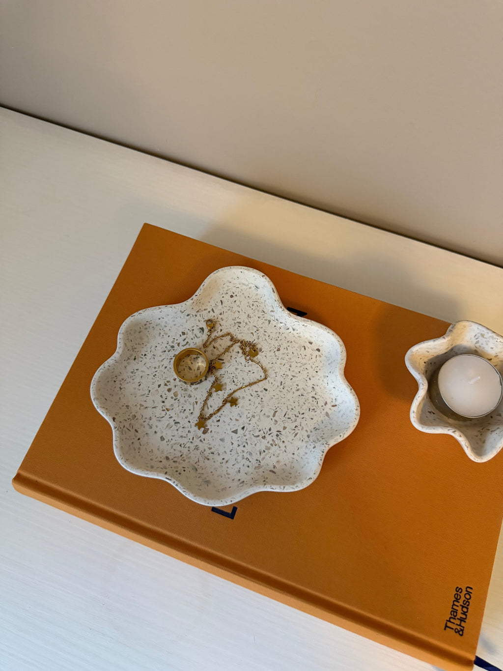 Kyma Tray