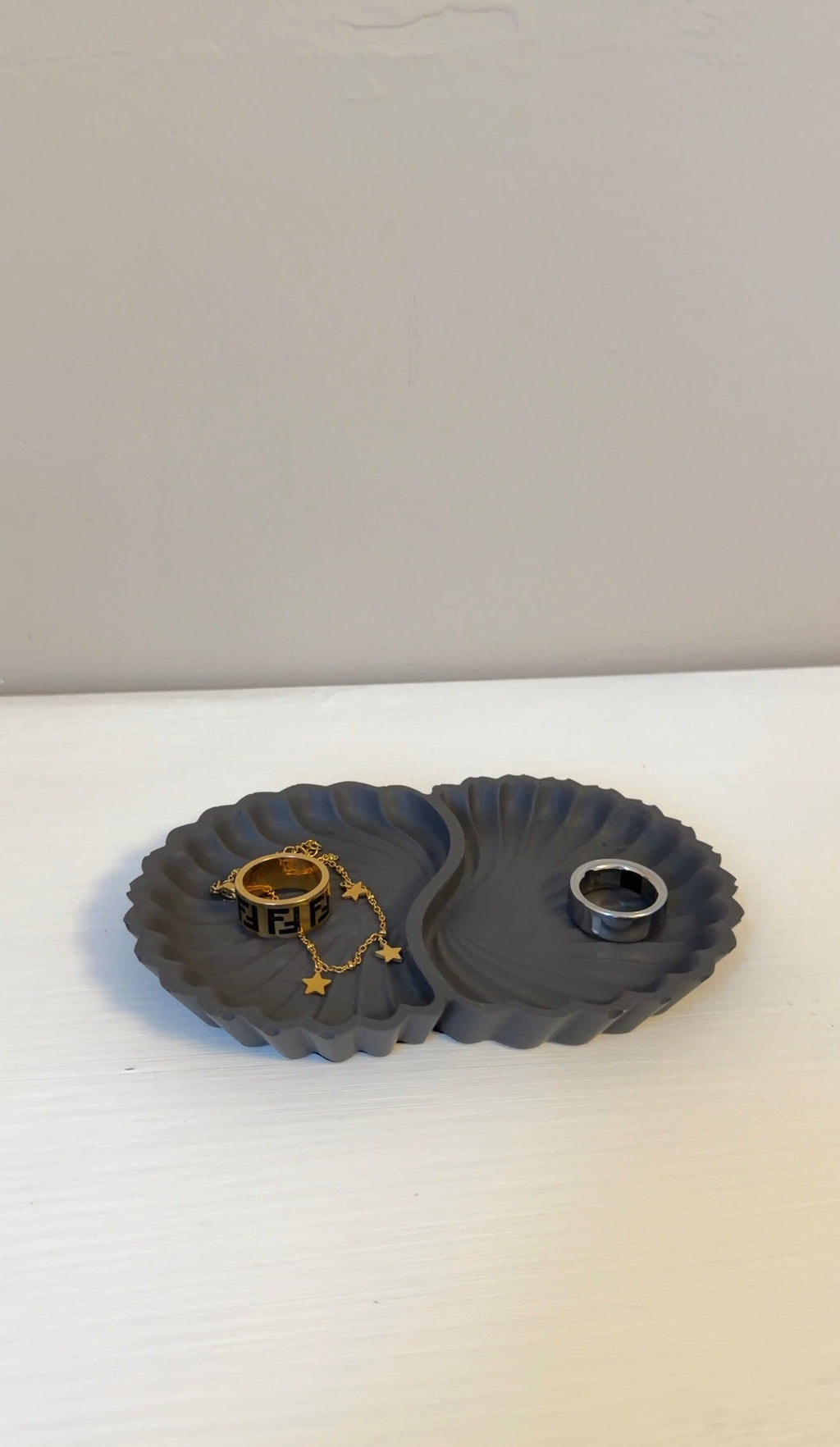 Scallop Twin Trinket Dish