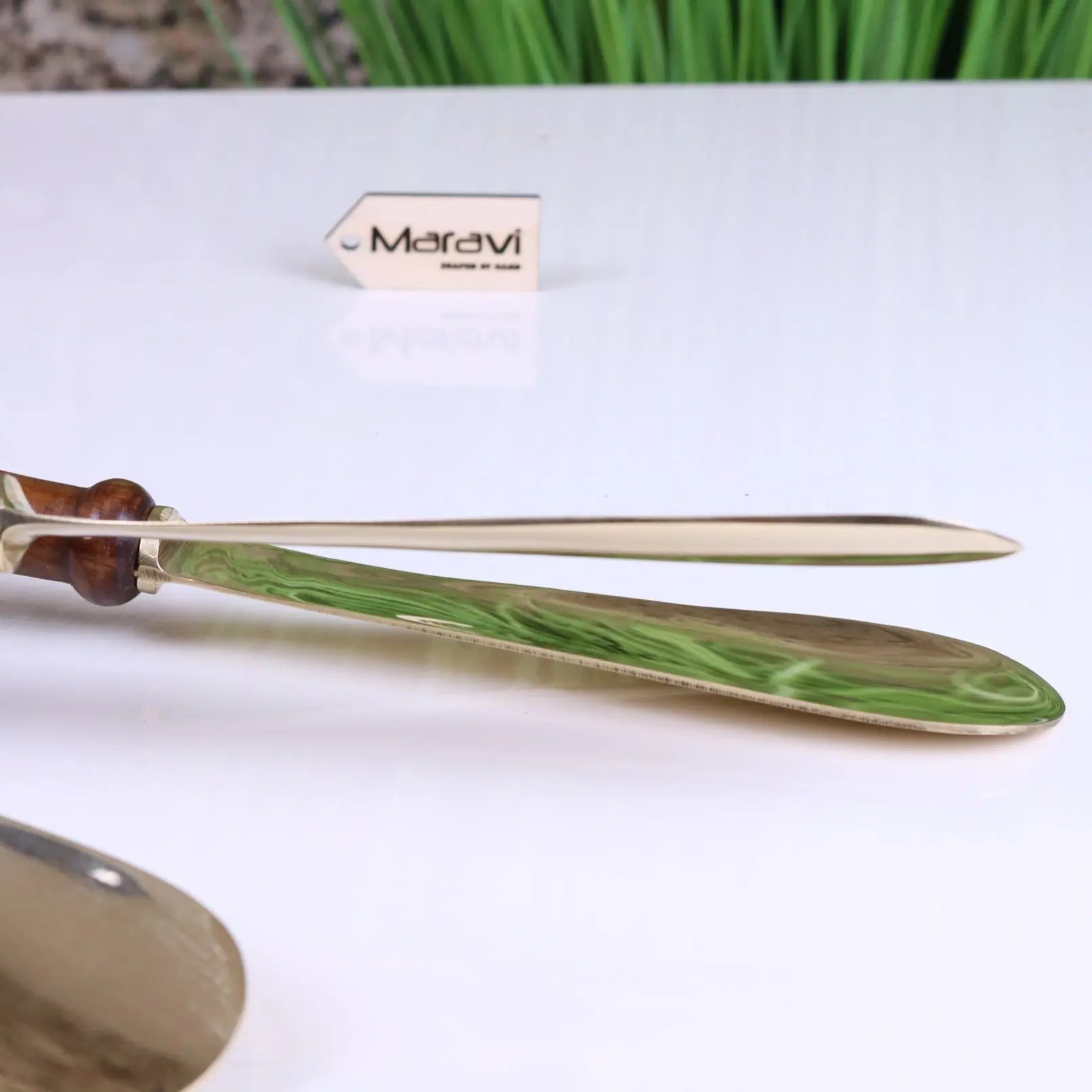 Naka Long Shoe Horn Wooden Brass Animal Top 46cm