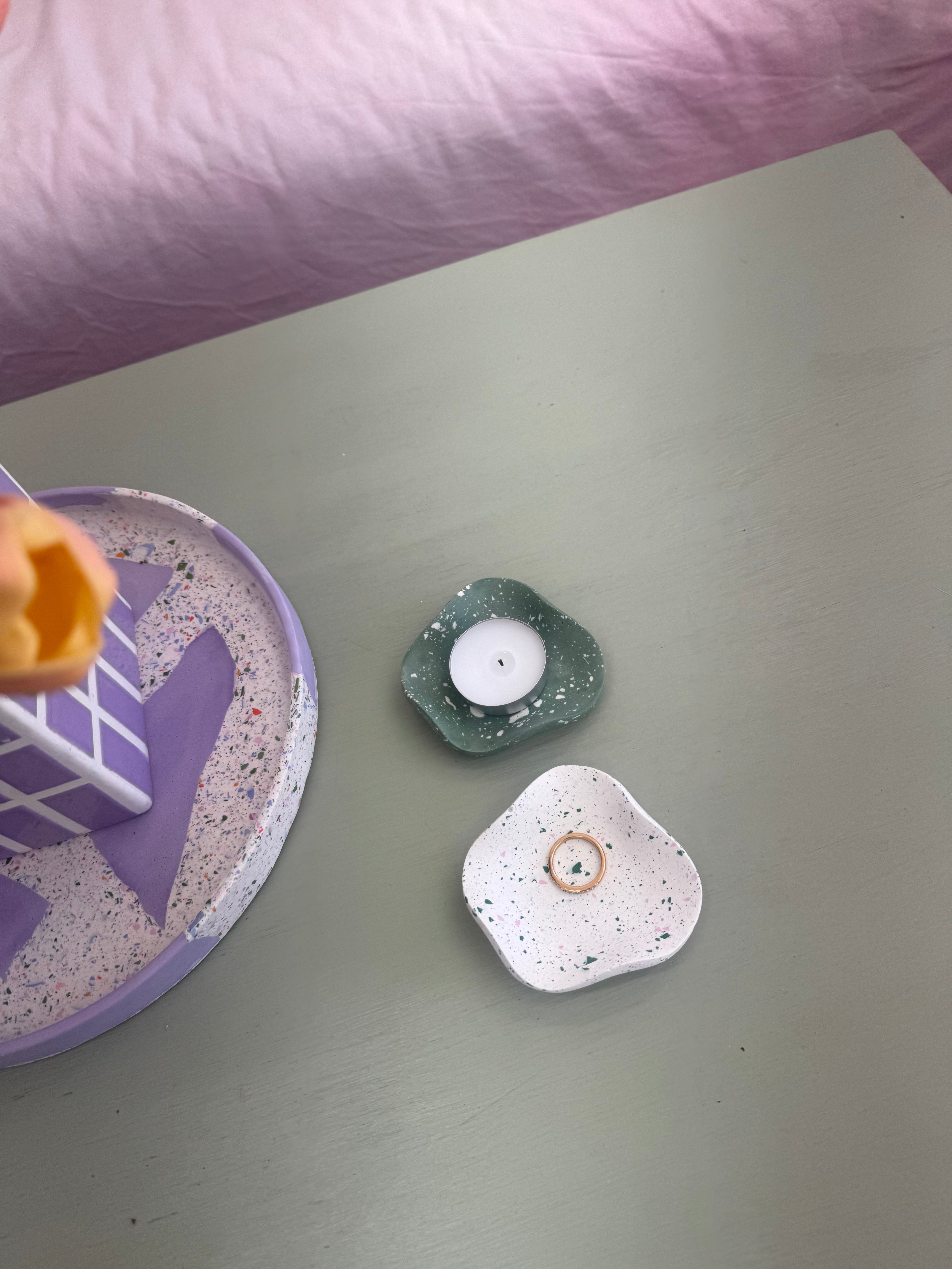 Irregular Tealight Holder