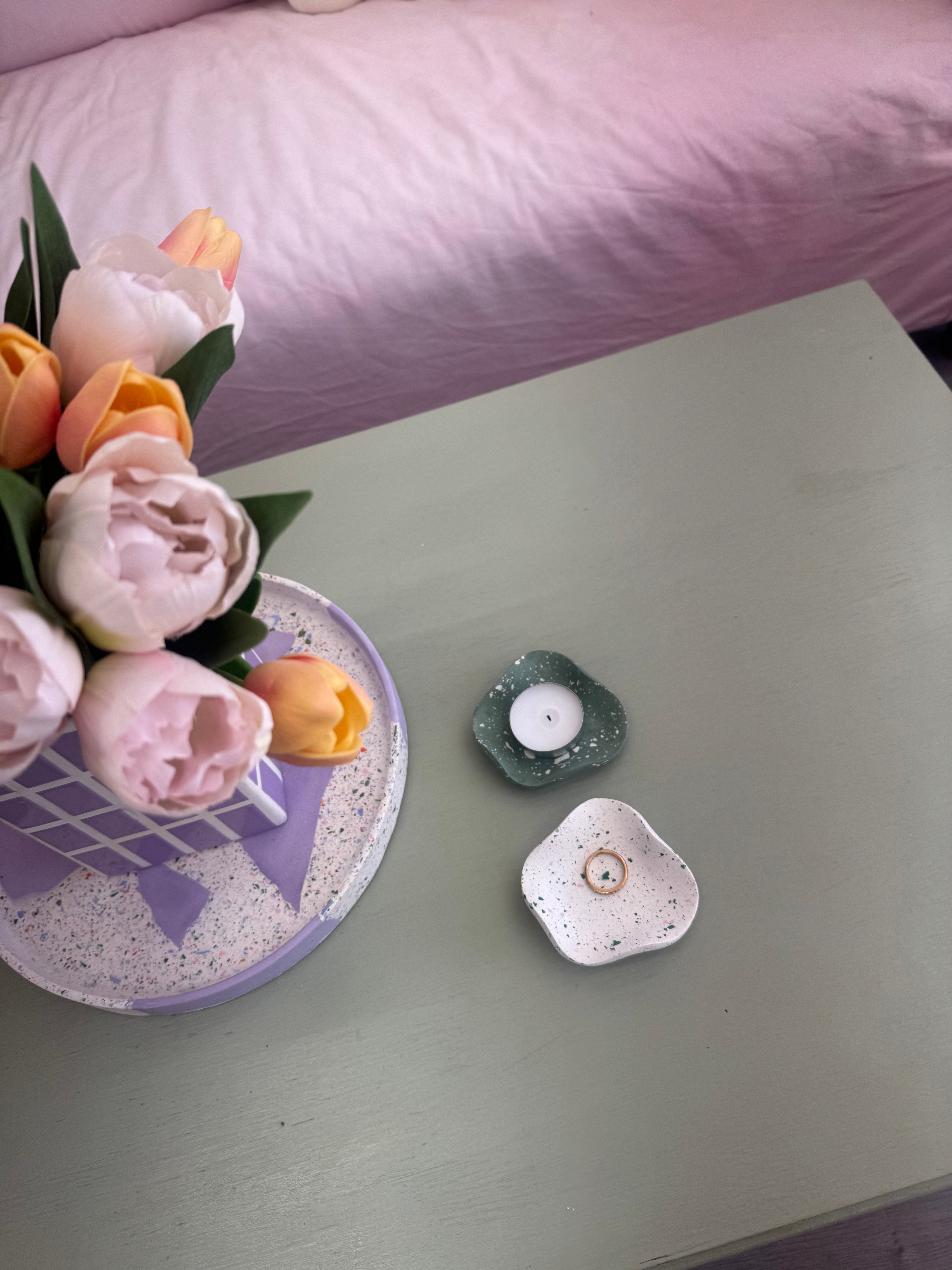 Irregular Tealight Holder