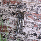 Dubha Vintage Style Bunch of Keys Ornament