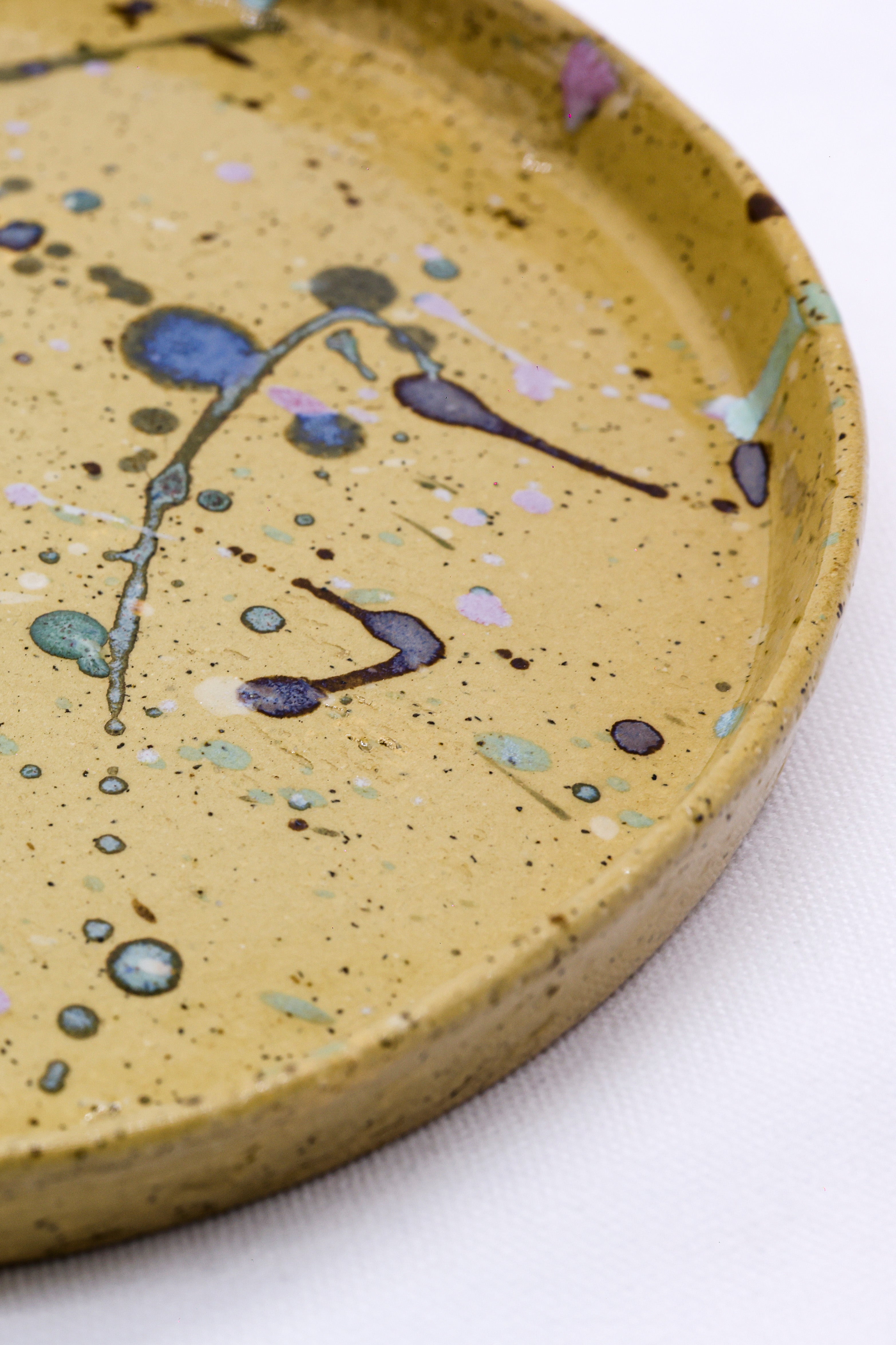 23 cm Oliva Stoneware Handmade Ceramic Dinner Plate