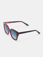 Lauryn Black Pink