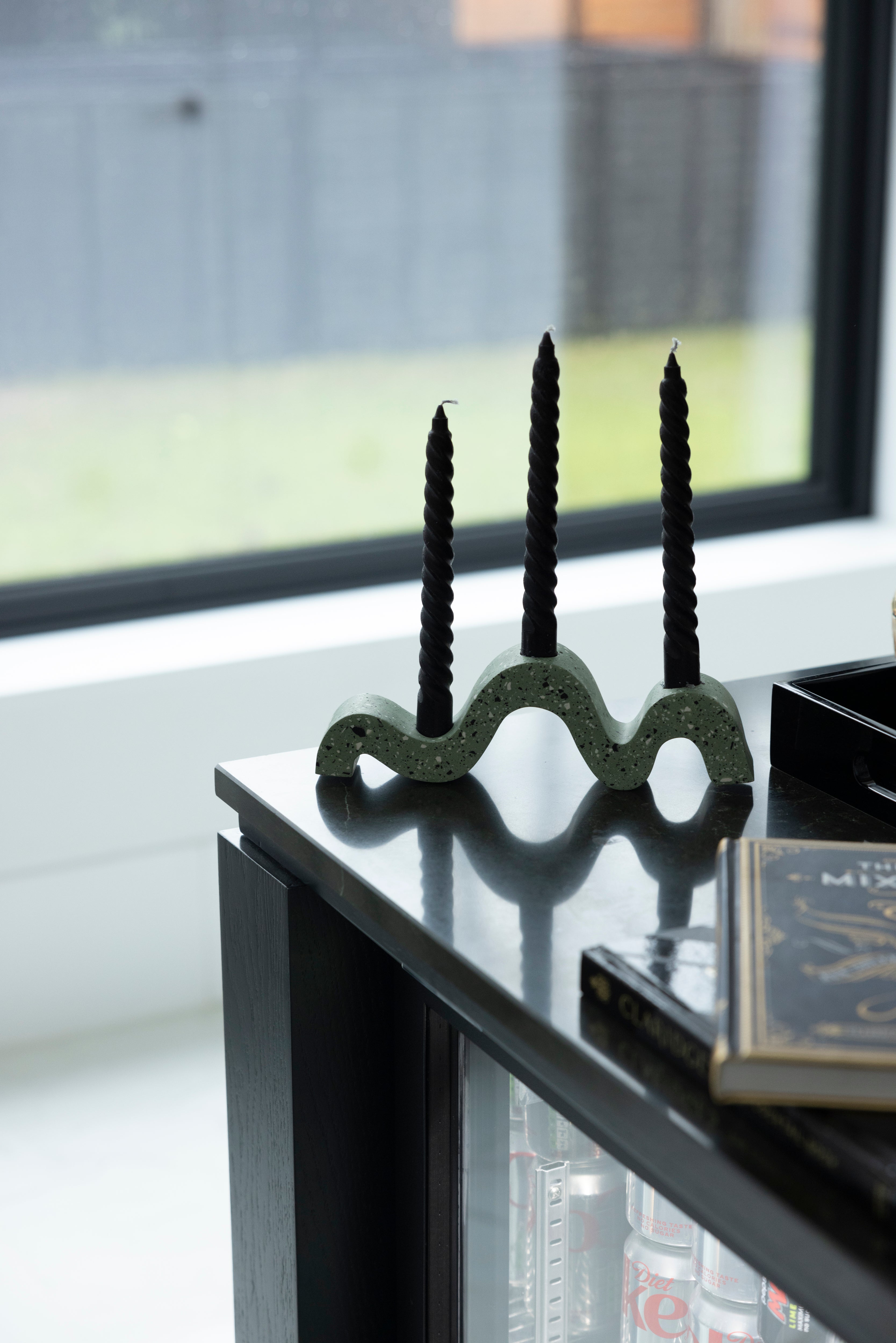 Wavy Candlestick