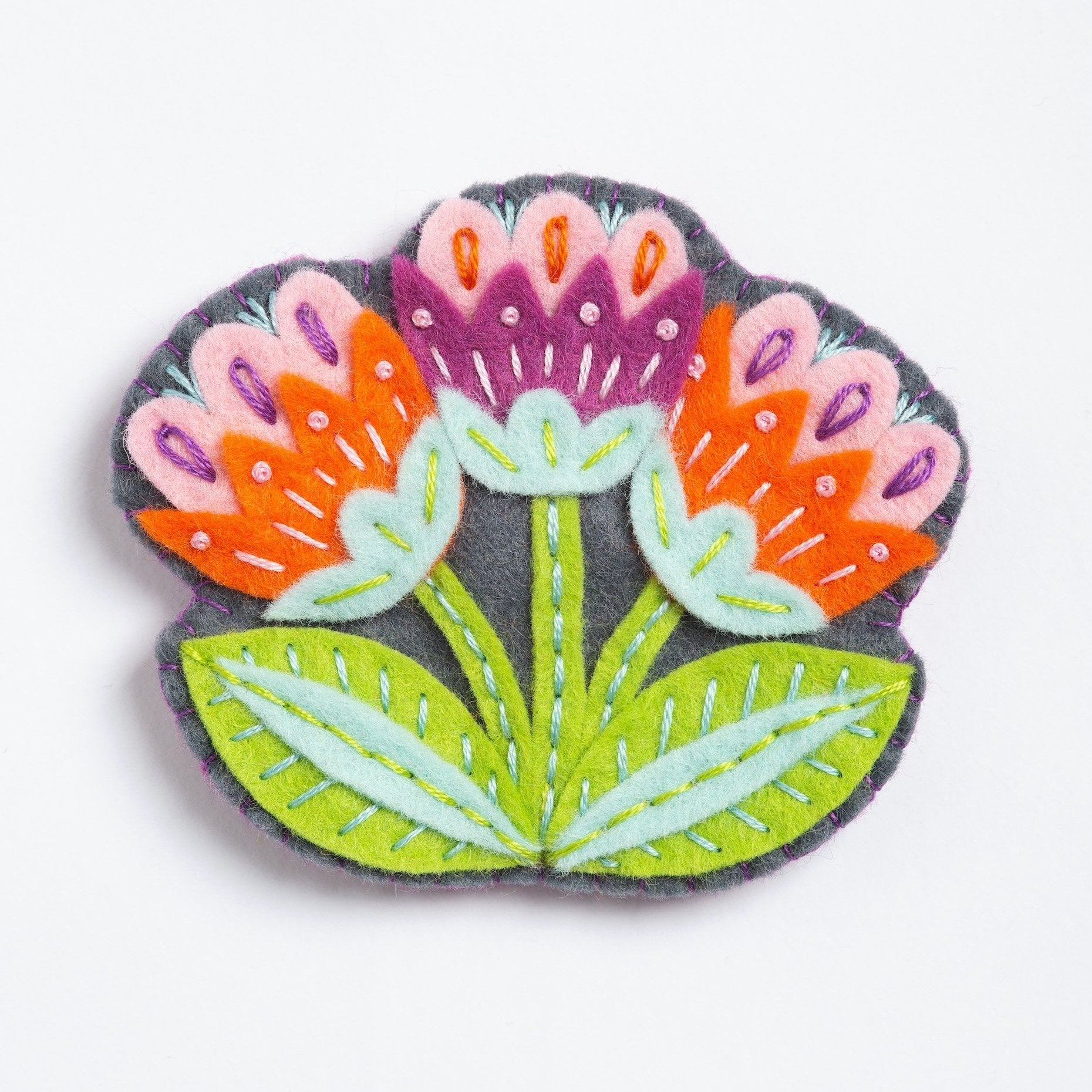 Marianne Flower Felt Craft Brooch Kit for Beginners