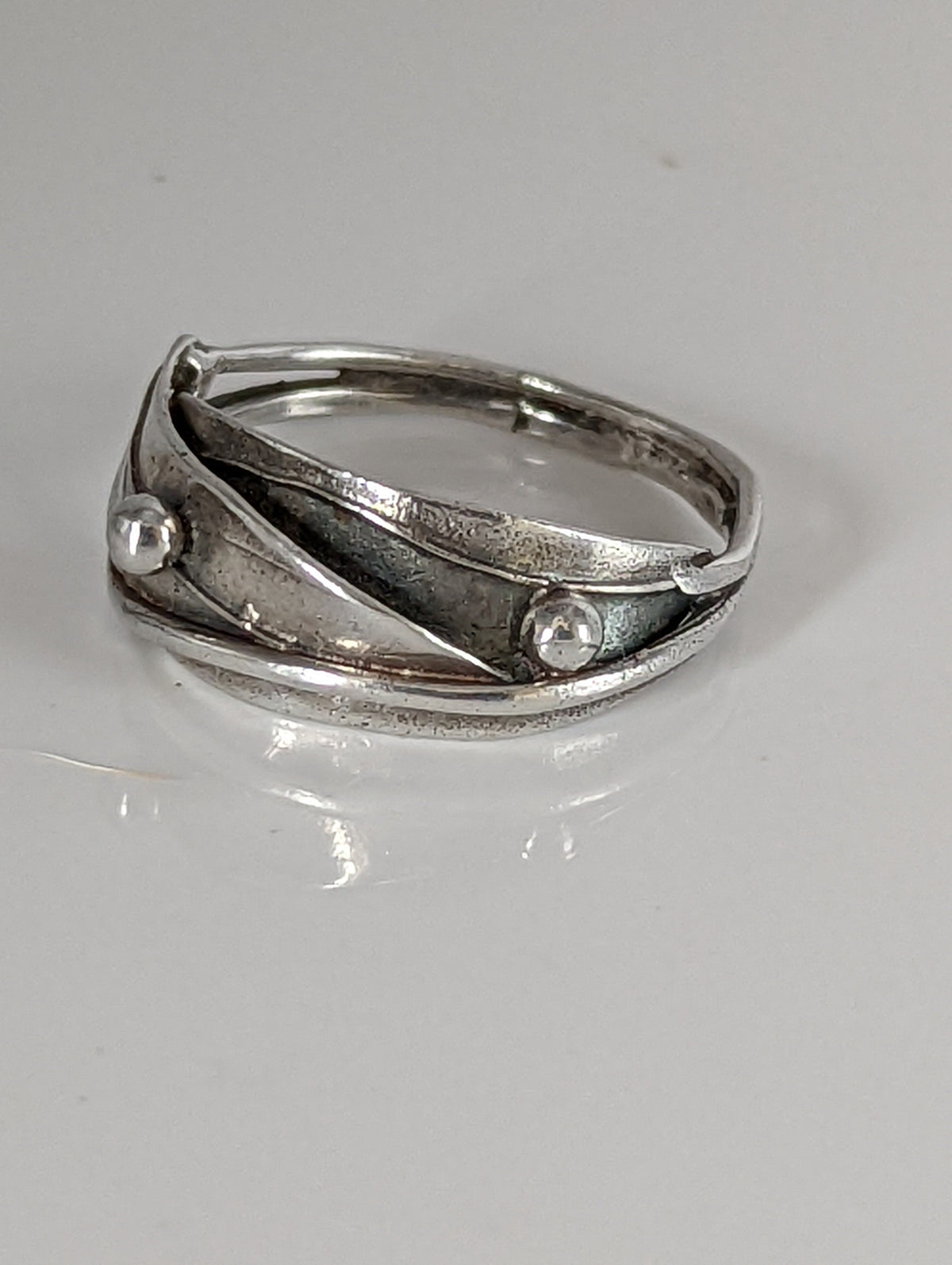 Silver Steed Delicate Silver Leaves ring with Silver Buds