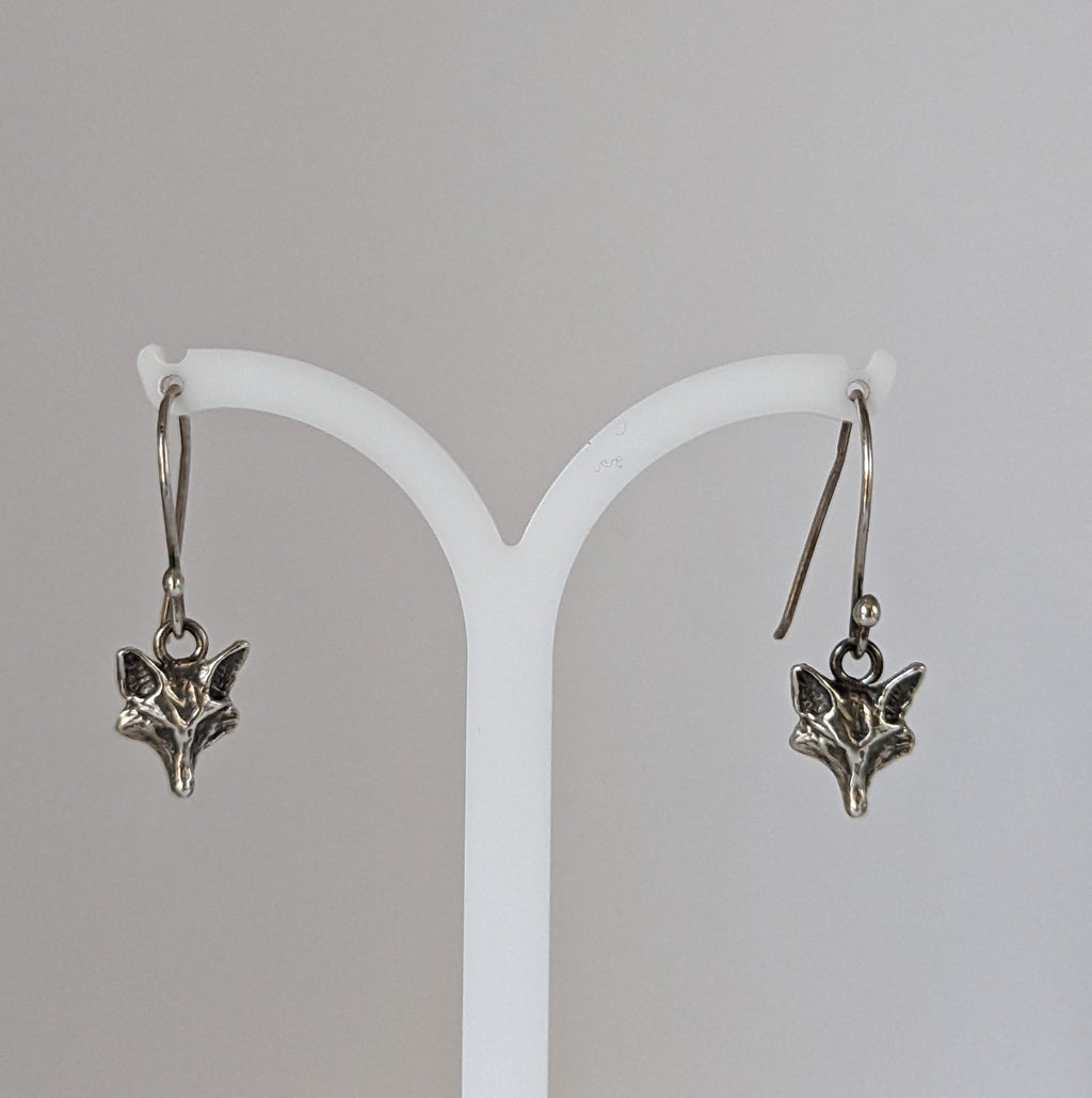 Silver Steed Fox Long Dropped Earrings