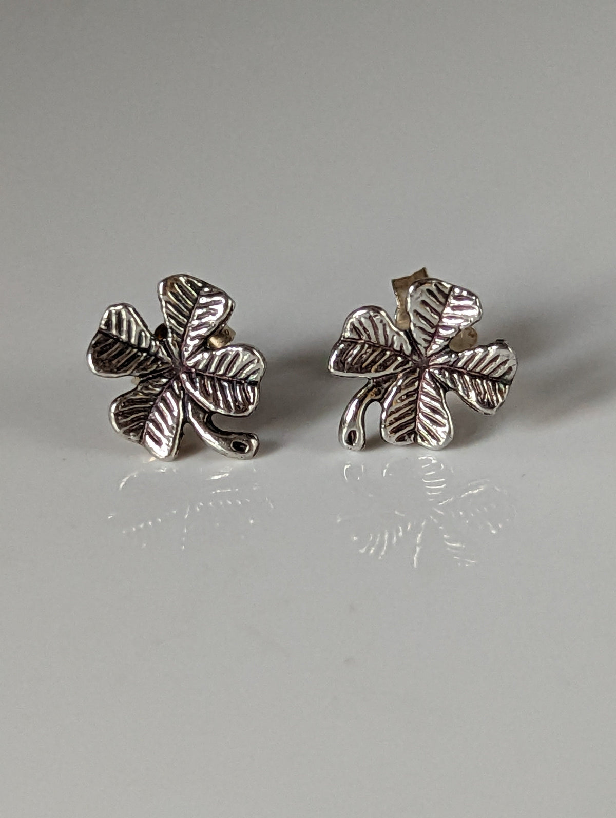 Silver Steed Clover Stud Earrings